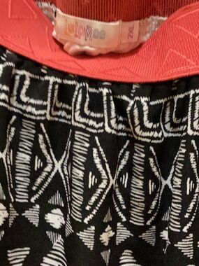 LuLaRoe Fully Lined Skirt 2X 100%polyester